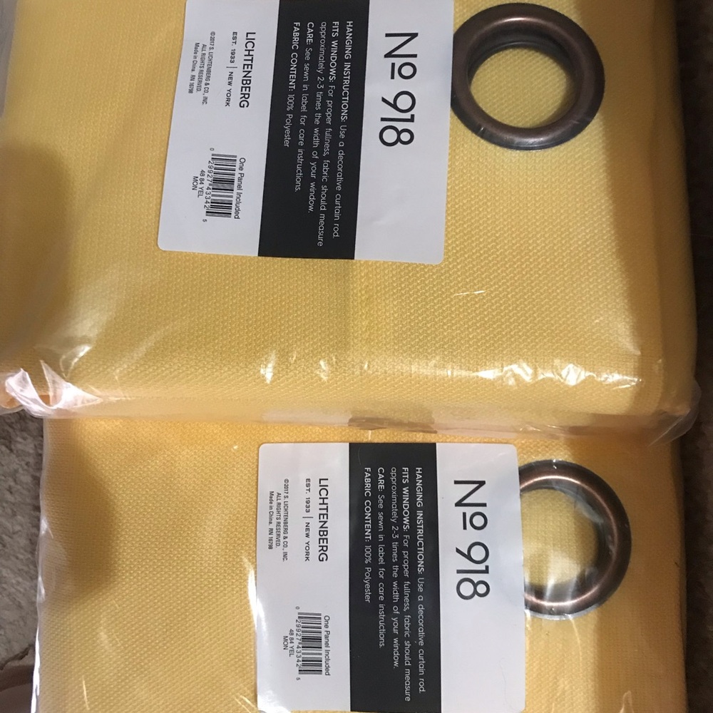 Set of 4 Curtain panels!